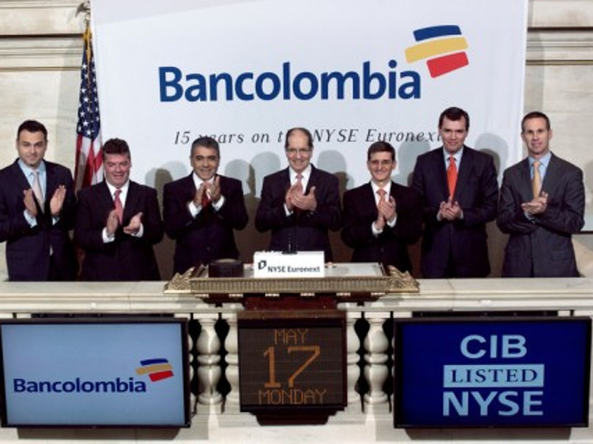 Capitalizing On Euro Crisis, Colombia Moves Into Banking Big Leagues