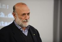 Carlo Petrini
