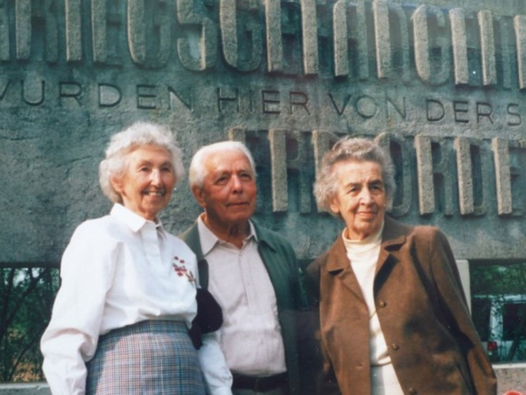 Centa Herker-Beimler with stepdaughter Rosi Beimler-Schober (left) and her husband Rudi (1985).