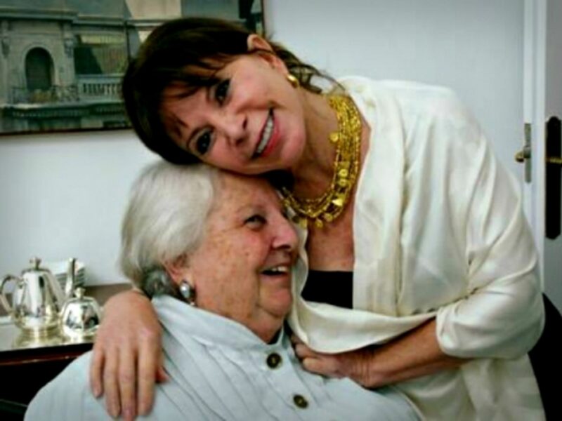 Chilean writer Isabel Allende with literary agent Carmen Balcells