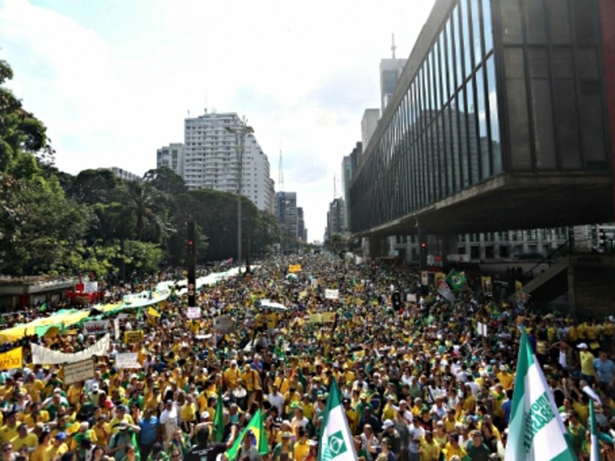 Chinese Anger Grows, Rousseff Under Fire, Drinkable Book