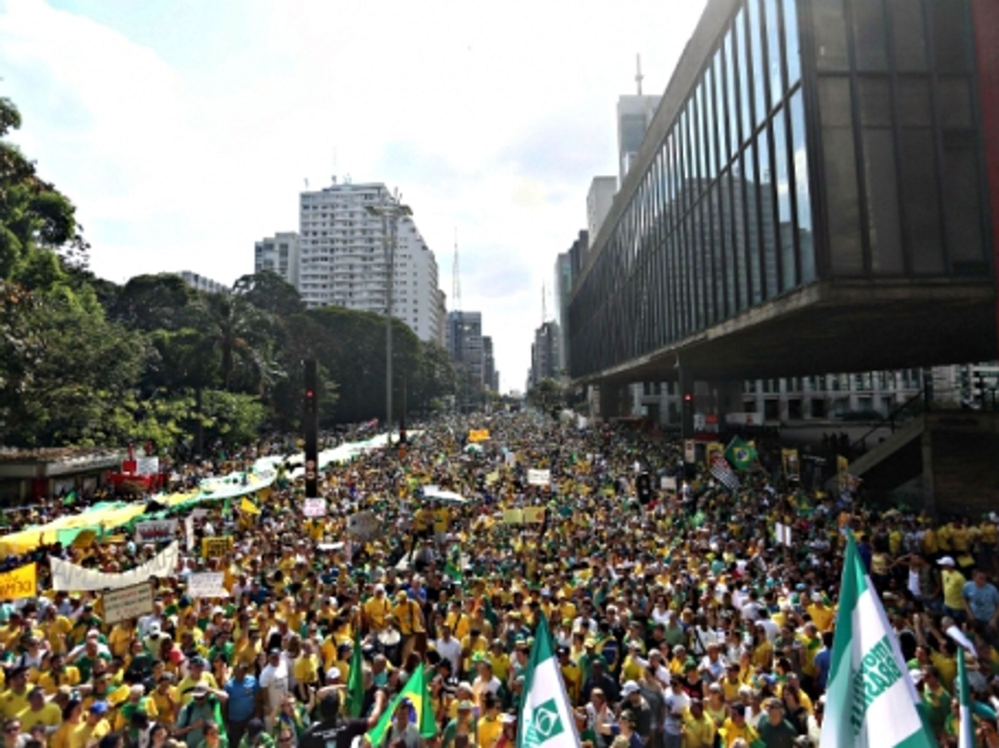 Chinese Anger Grows, Rousseff Under Fire, Drinkable Book