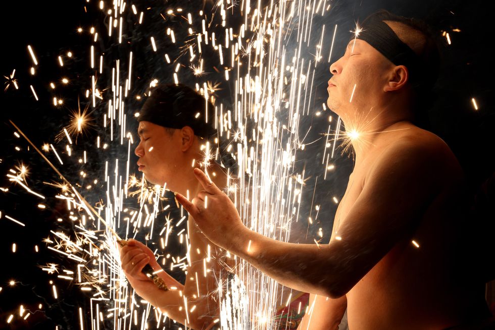 Chinese fireworks daredevils