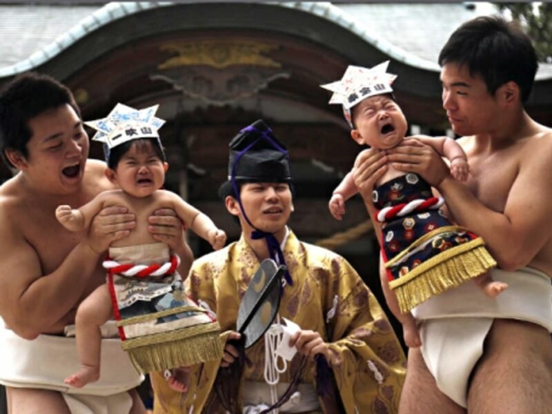 Co-Pilot "Practiced" Crash, Netanyahu Deadline, Sumo Babies