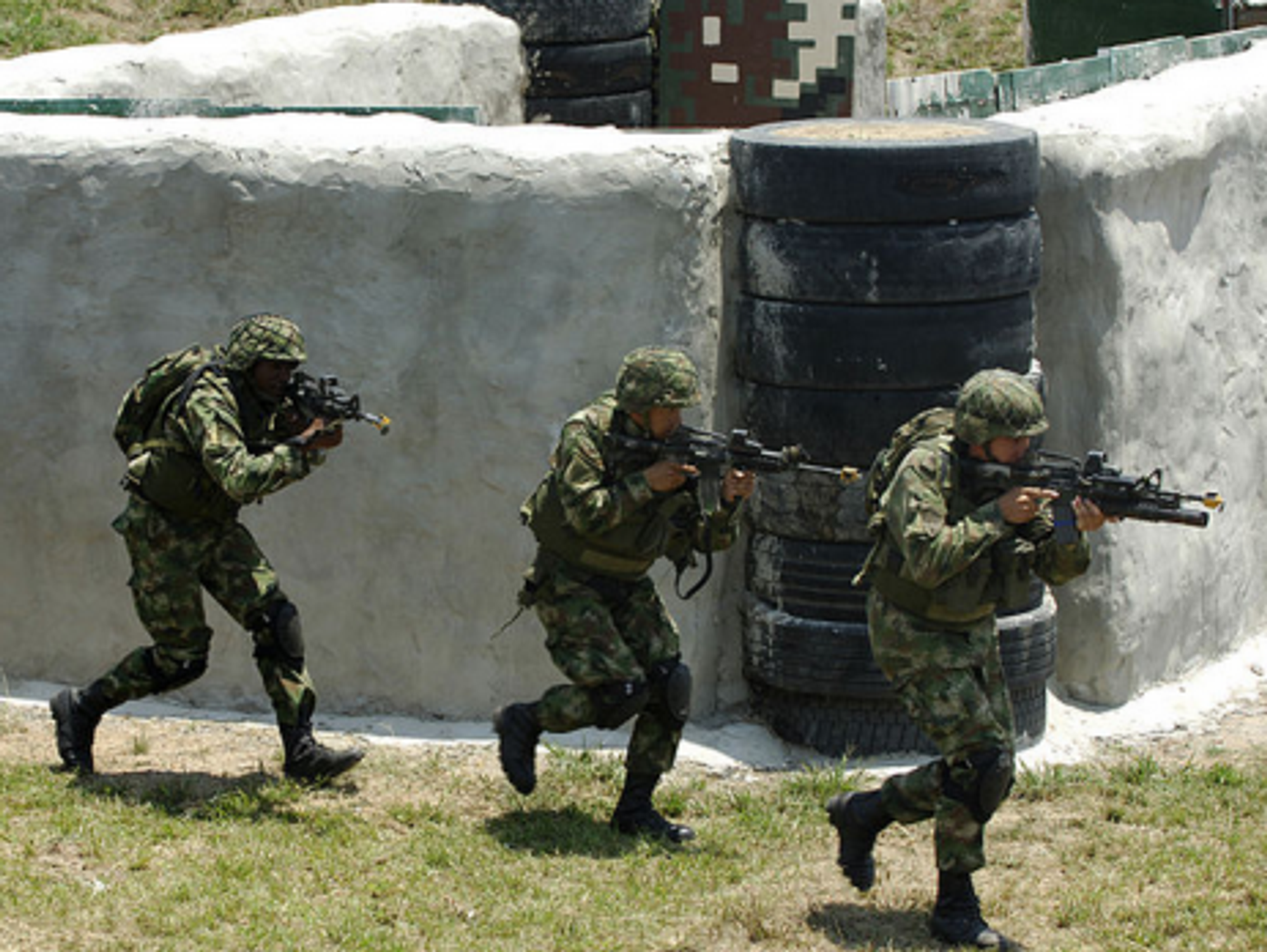 Colombian special forces troops in training