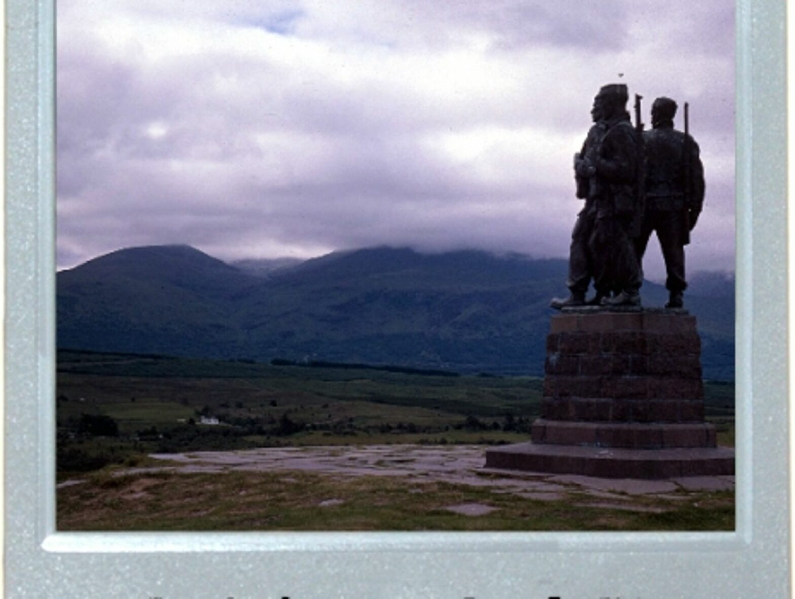 Commandos With A View