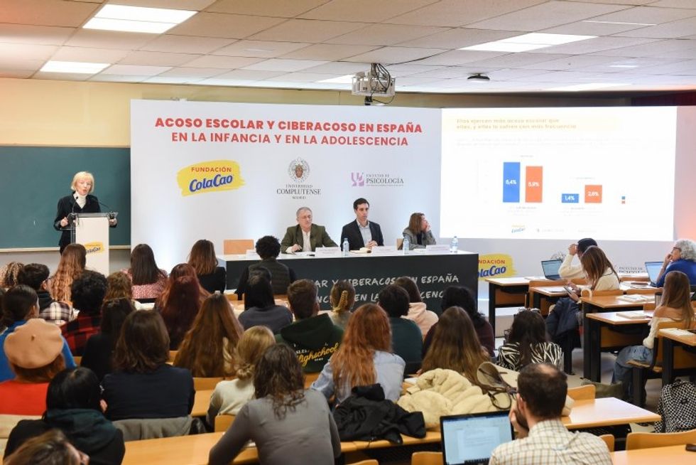 Conference organized by the Complutense University of Madrid discussing bullying in Spain