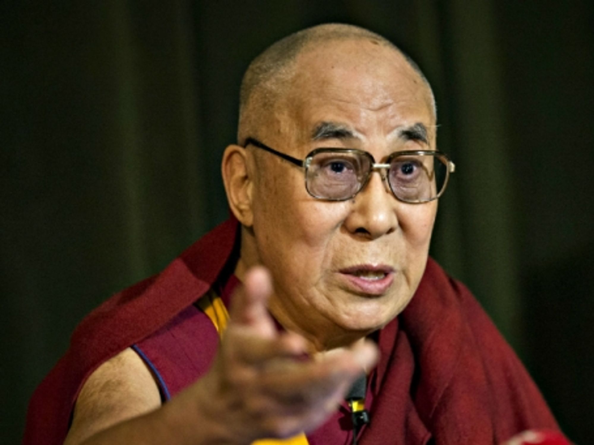 Dalai Lama: "We Must Dialogue With ISIS"