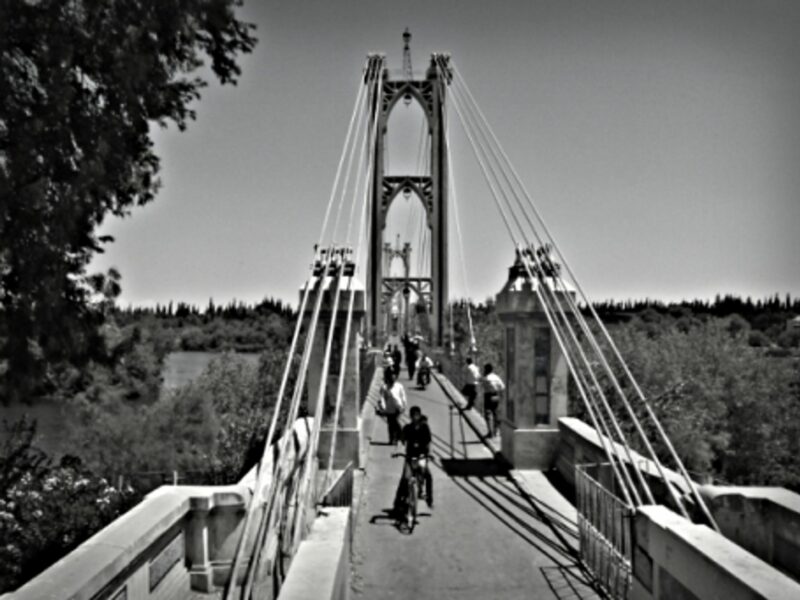 Deir ez-Zor's suspension bridge