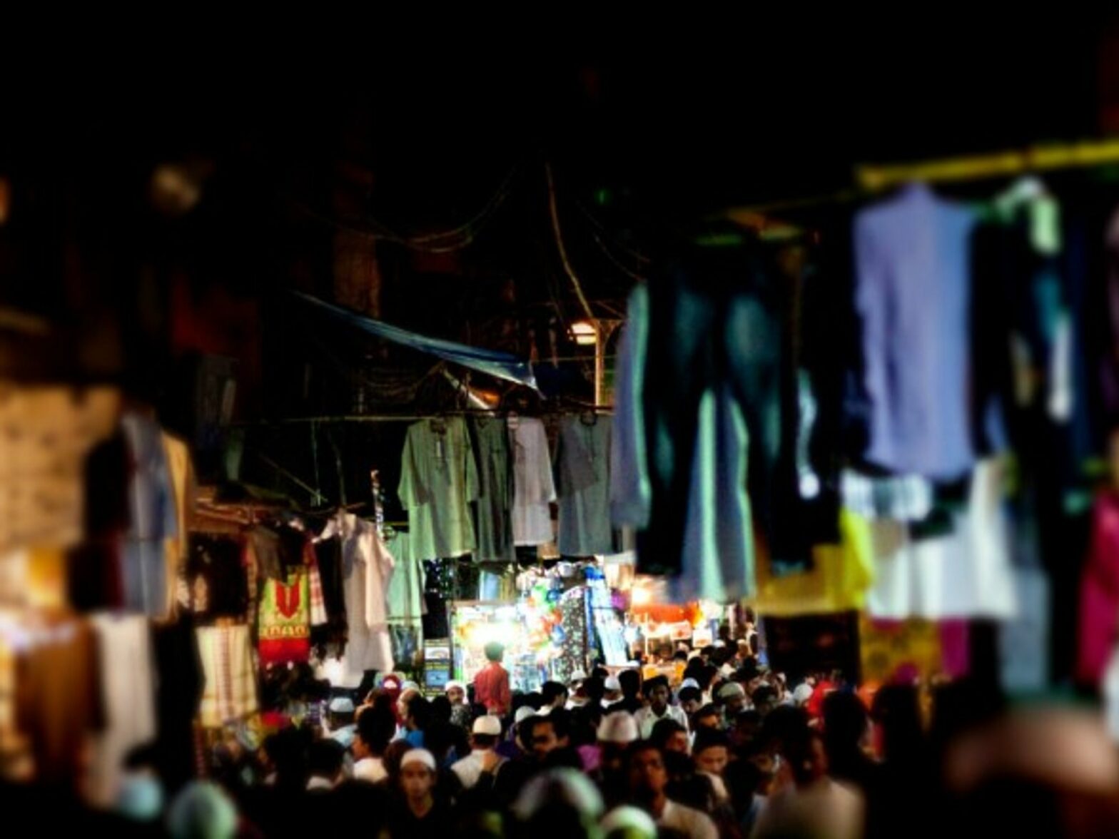 Delhi market at night