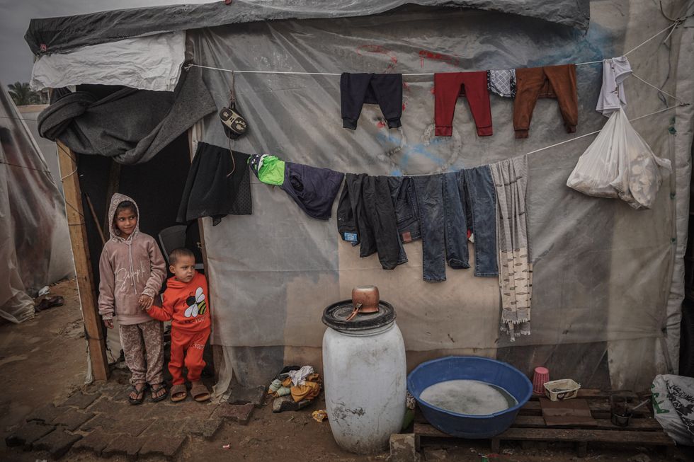 Displaced Palestinians suffer from the difficulties of life in displacement camps as a result of bad weather and rainfall, and they face challenges due to the lack of capabilities and materials due to the siege as a result.