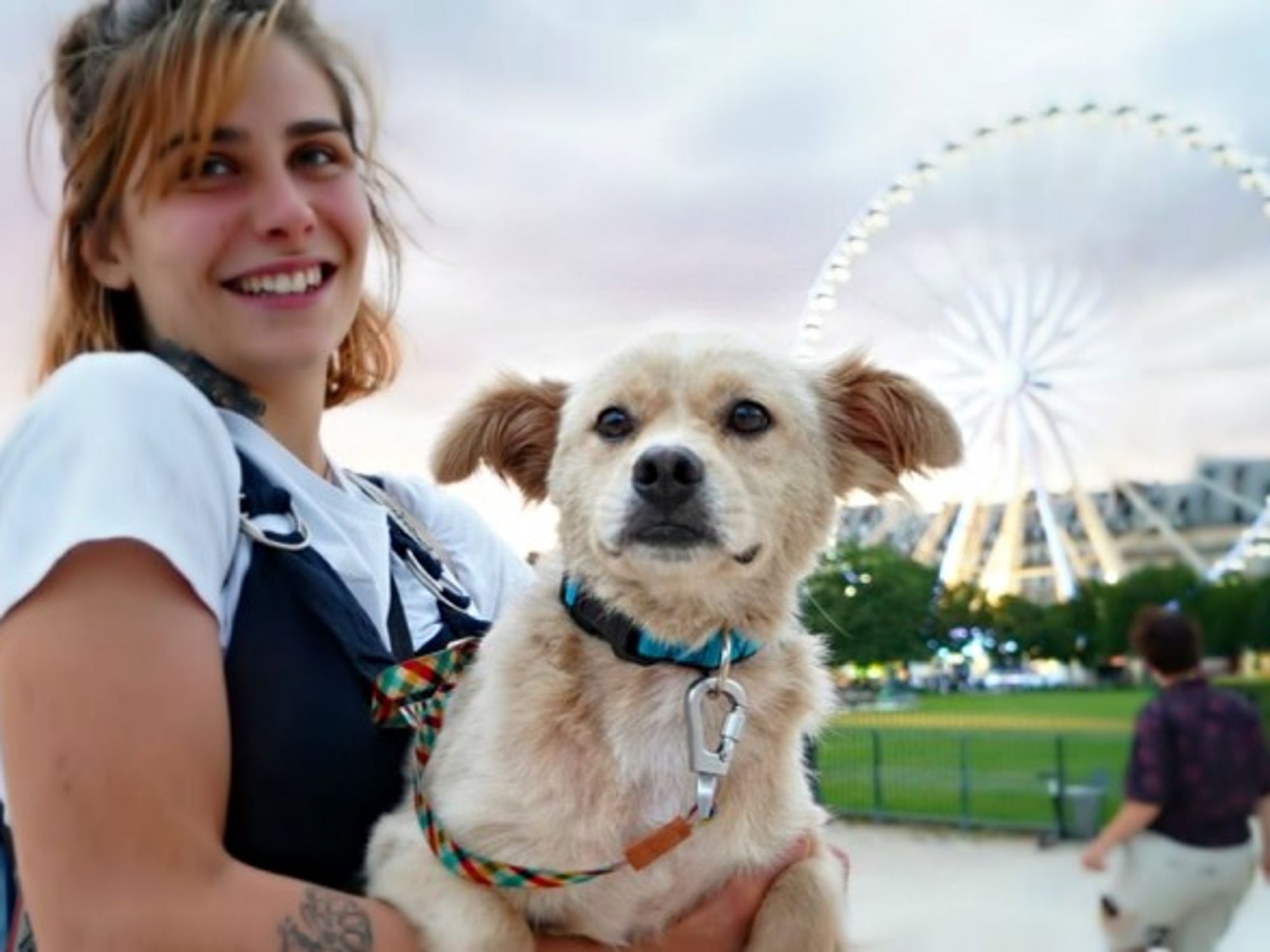 Dog rescued from Yulin, now in Paris