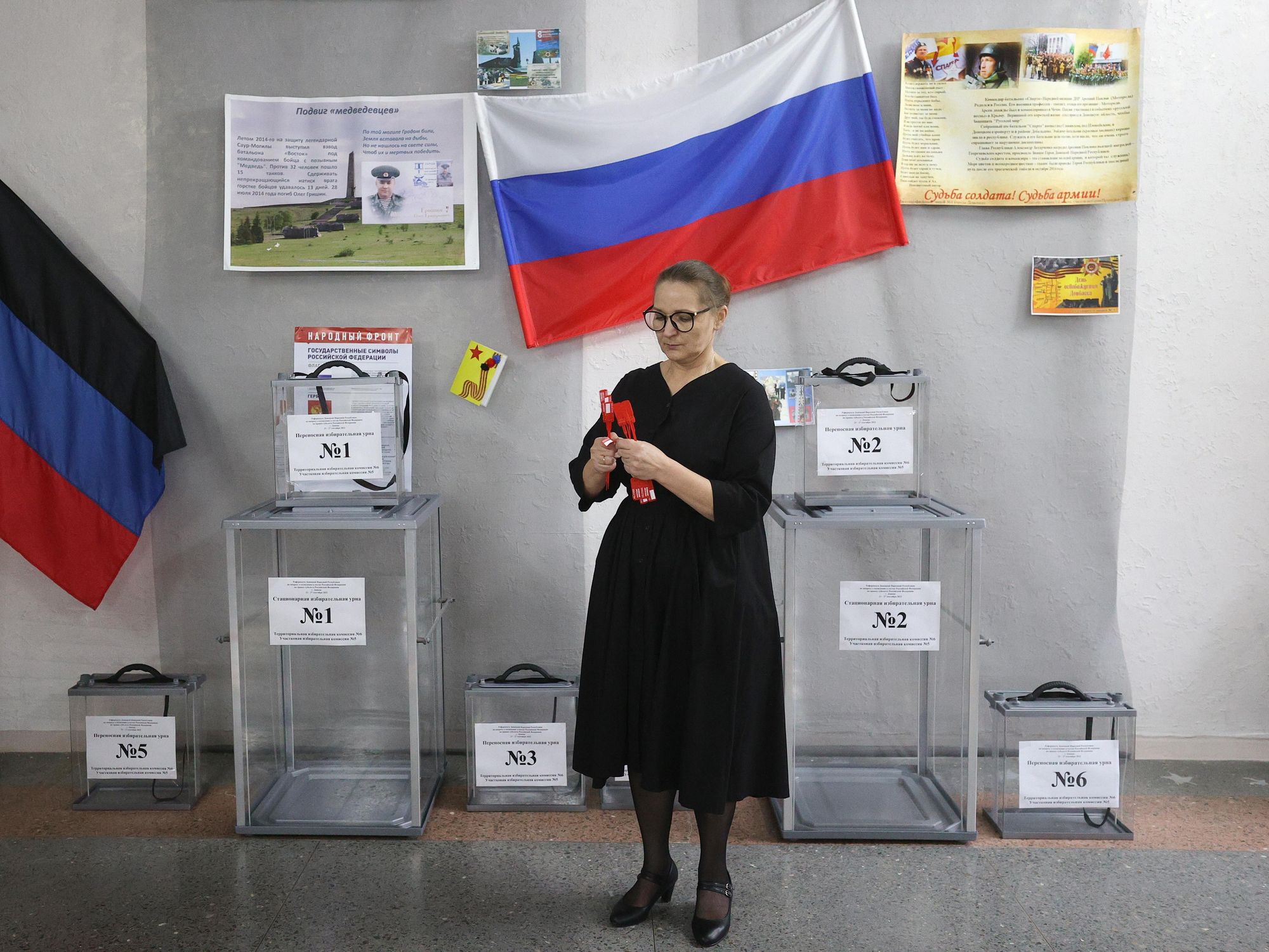 Annexation Referendums Start In Occupied Ukraine, Forced Voting Reported