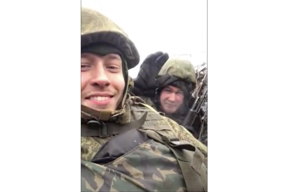 ​Anatoly Dremov and comrade on the frontline in Ukraine