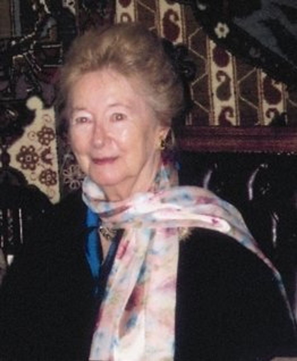 ​Anna-Teresa Tymieniecka was a Polish philosopher, phenomenologist, founder and president of The World Phenomenology Institute, and editor.