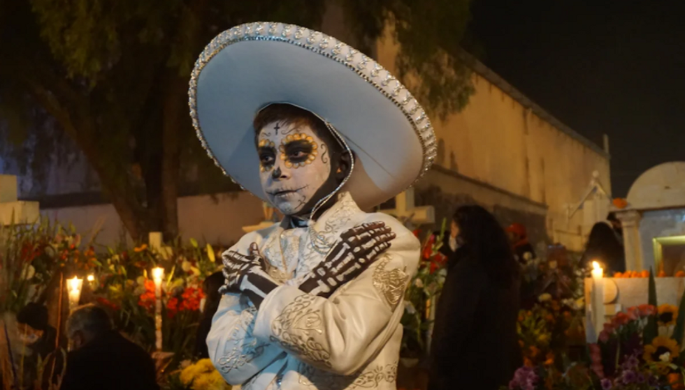 ​Grieving For Papá, Grieving With Others: My Día De Muertos Diary