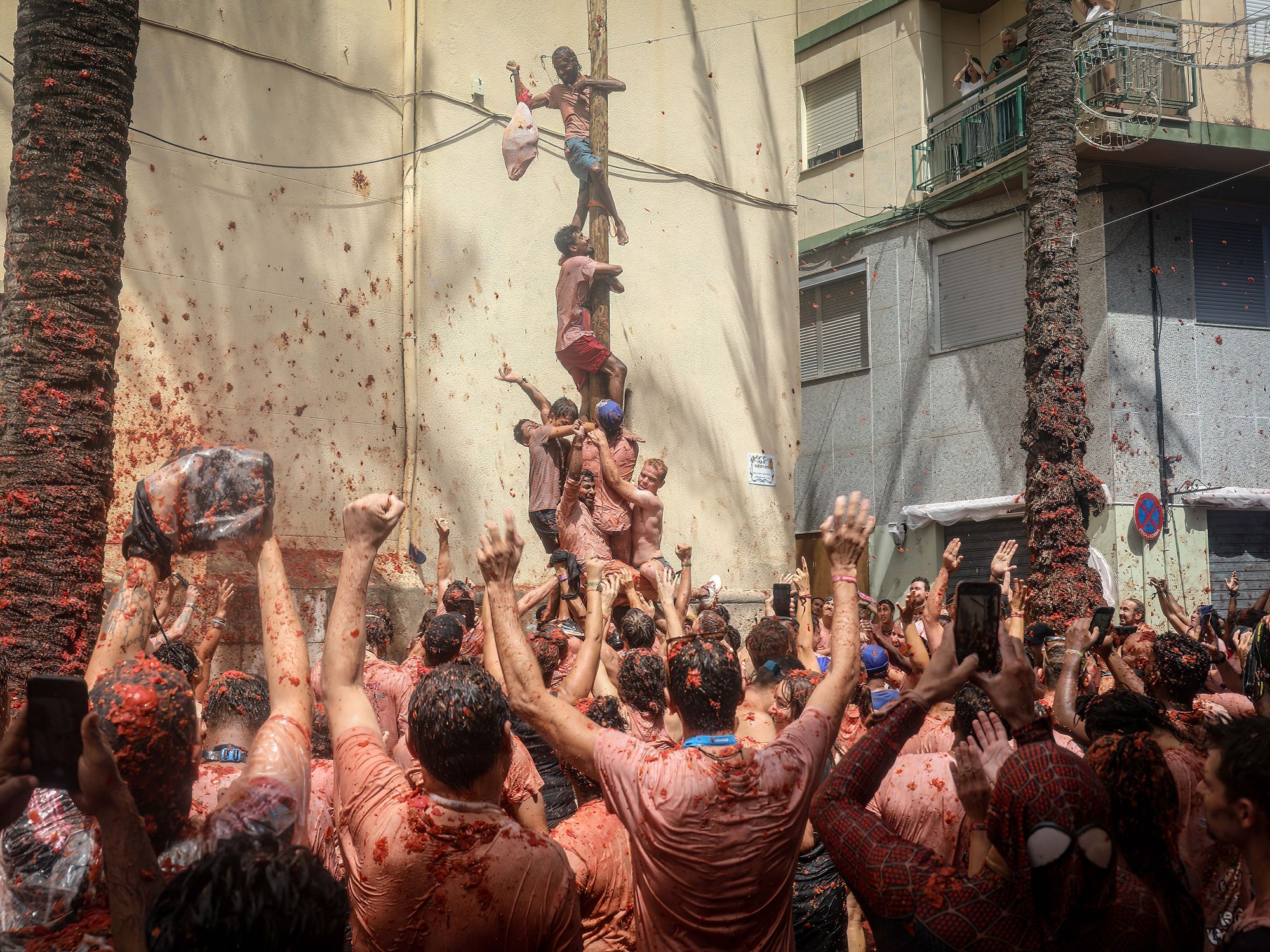 ​La Tomatina festival that has been going on for more than 50 years and commemorates a disagreement between farmers that ended with a tomato battle and gave rise to the traditional festival.