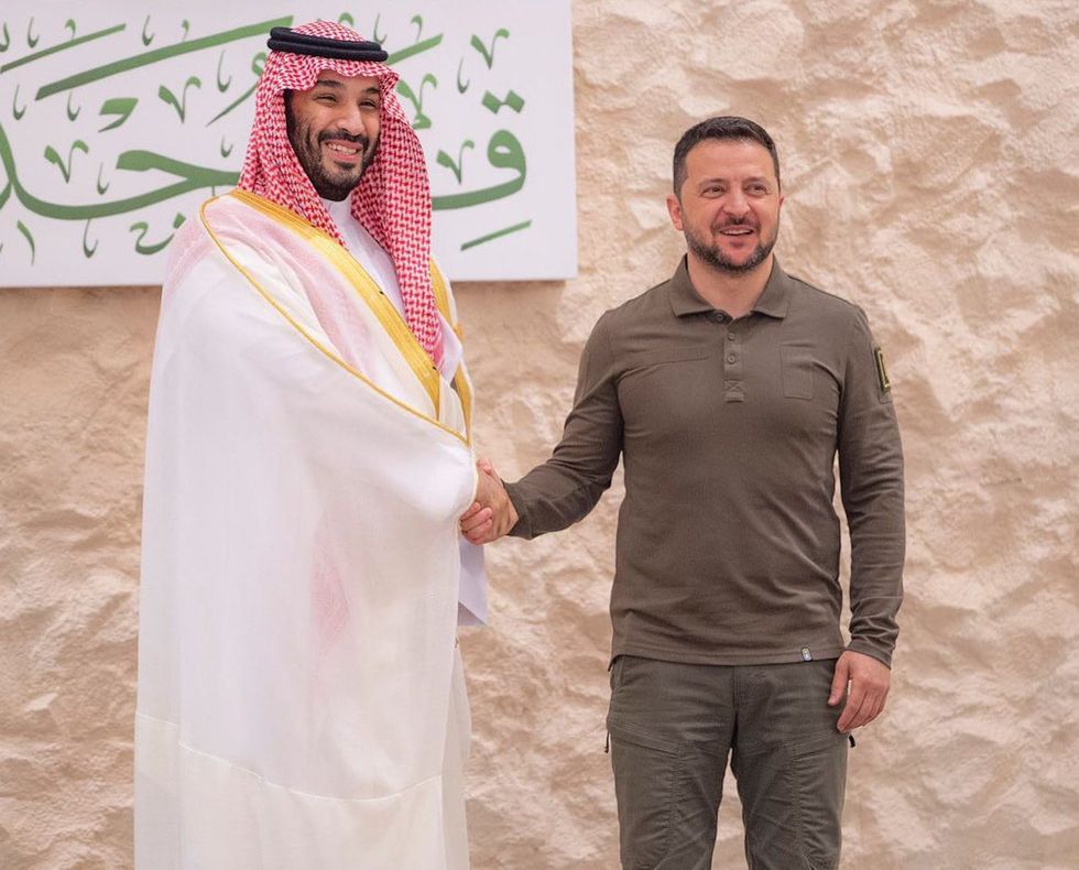 ​Saudi Prince Mohammed bin Salman with Ukraine's President Volodymyr Zelensky in Jeddah.