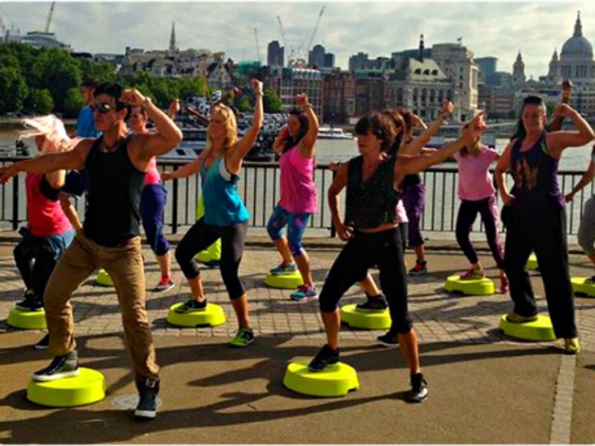 "Easy and intense": Argentines are crazy about zumba