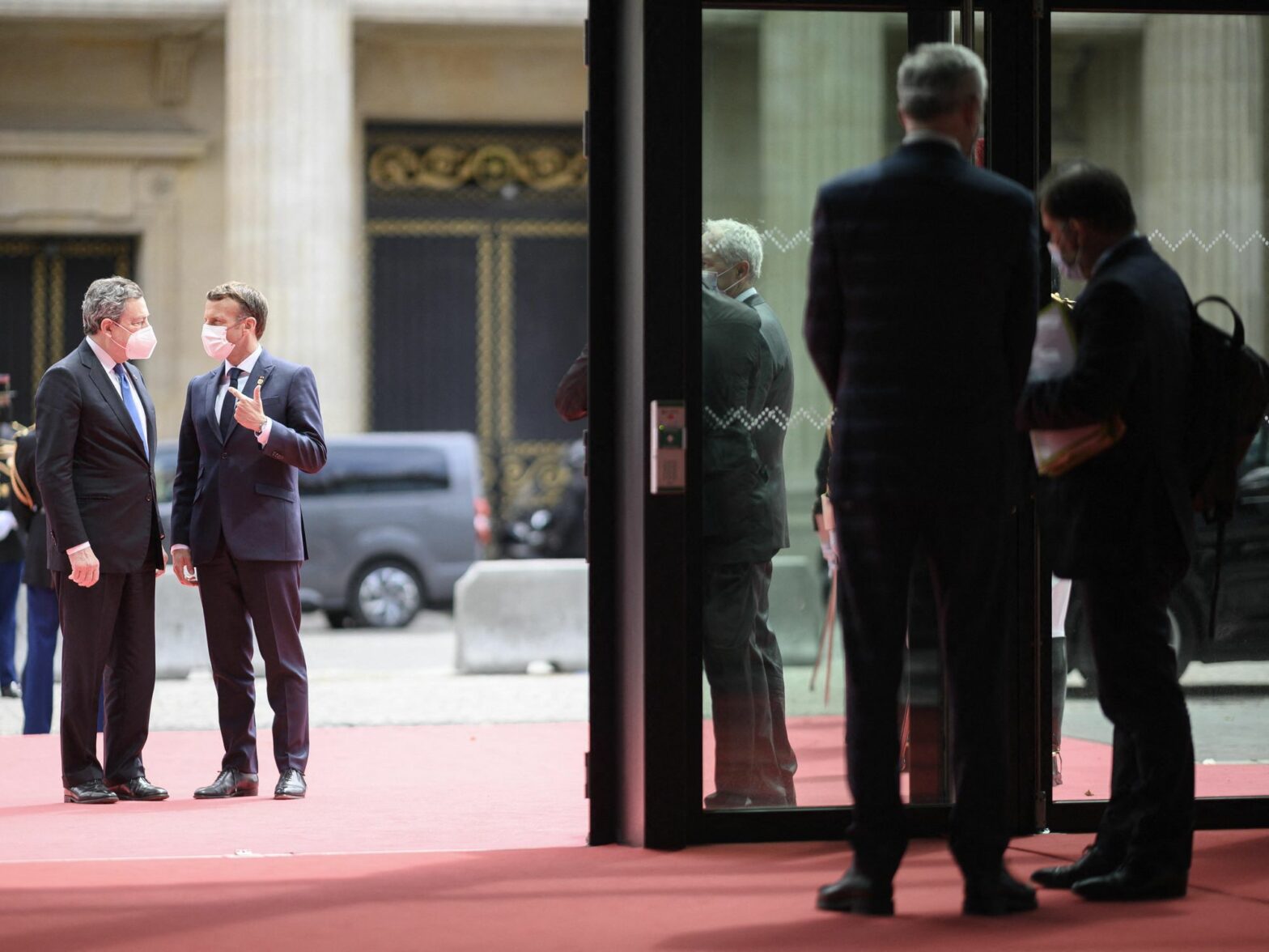 Post-Merkel, Macron And Draghi Will Try To Ease Europe's Debt Rules