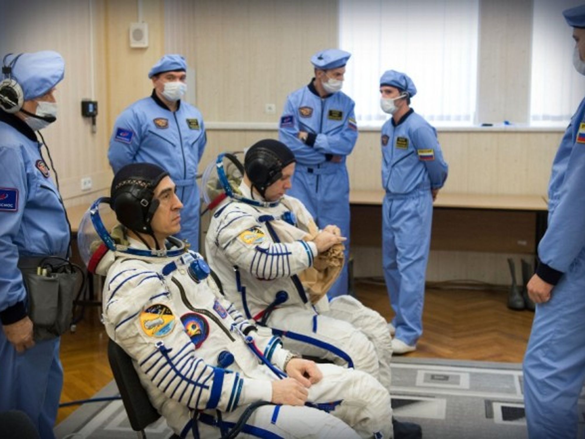 Expedition 63 crewmembers Ivanishin and Vagner prepare to go the ISS