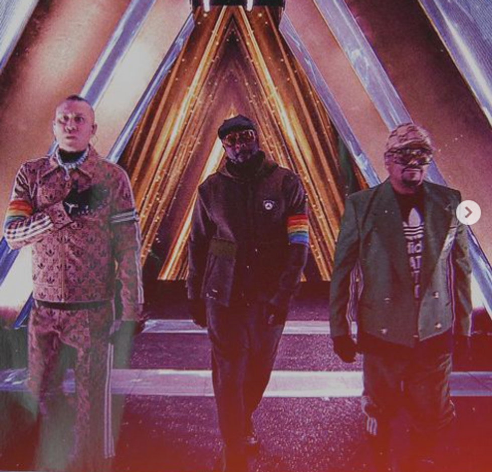 ?? Black Eyed Peas Wear Rainbow Armbands At Poland NYE Show, Draw Conservative Ire