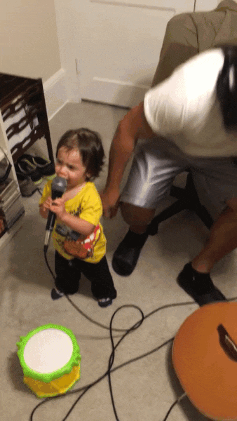 👶🎤  SMILE OF THE WEEK