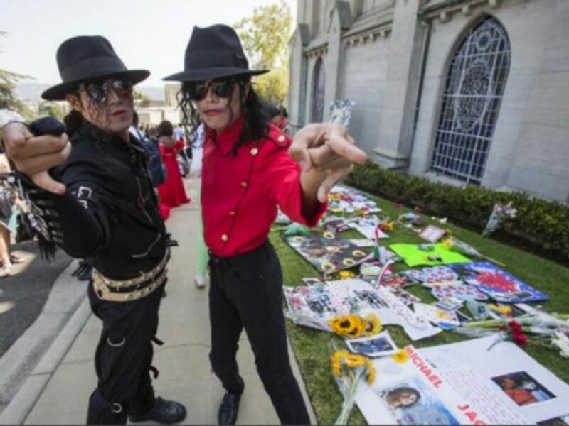 Fans gathered Wednesday at Forest Lawn Memorial Park in Glendale, CA, on the five-year anniversary of the Michael Jackson's death.