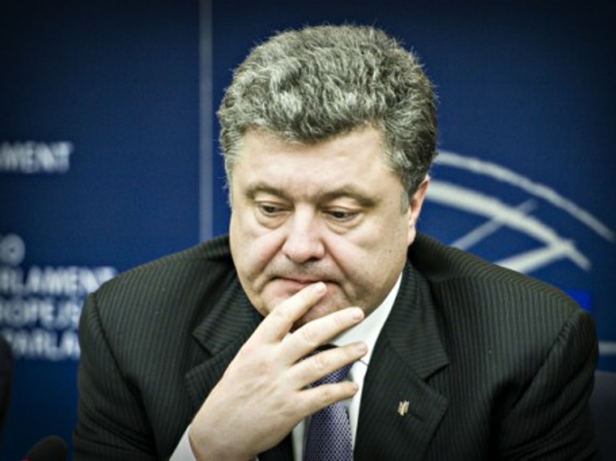 Fateful decisions weigh on Ukrainian President Petro Poroshenko