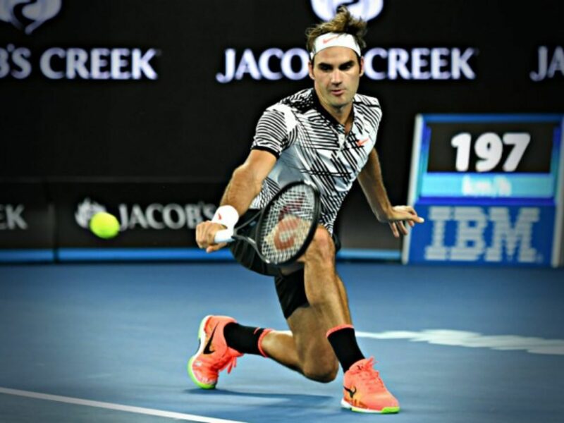 Federer parries in Melbourne