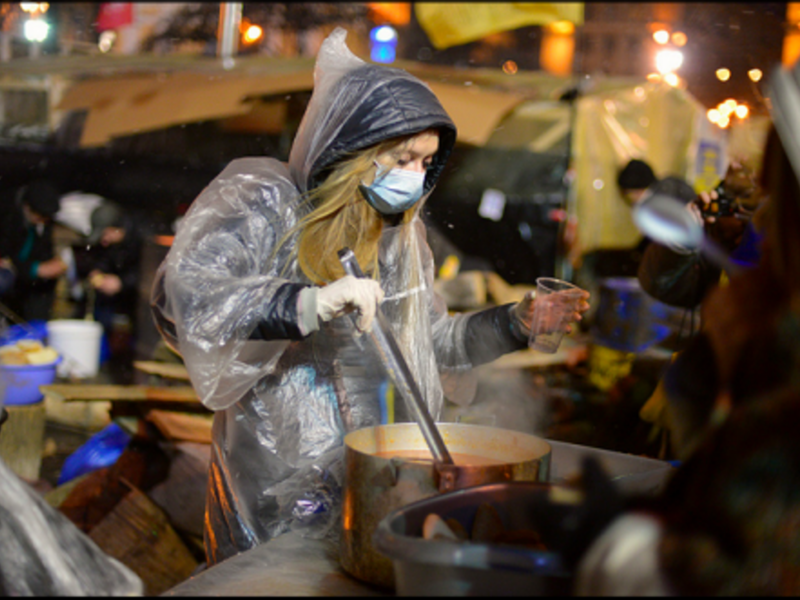 Feeding the hungry mouths of Maidan