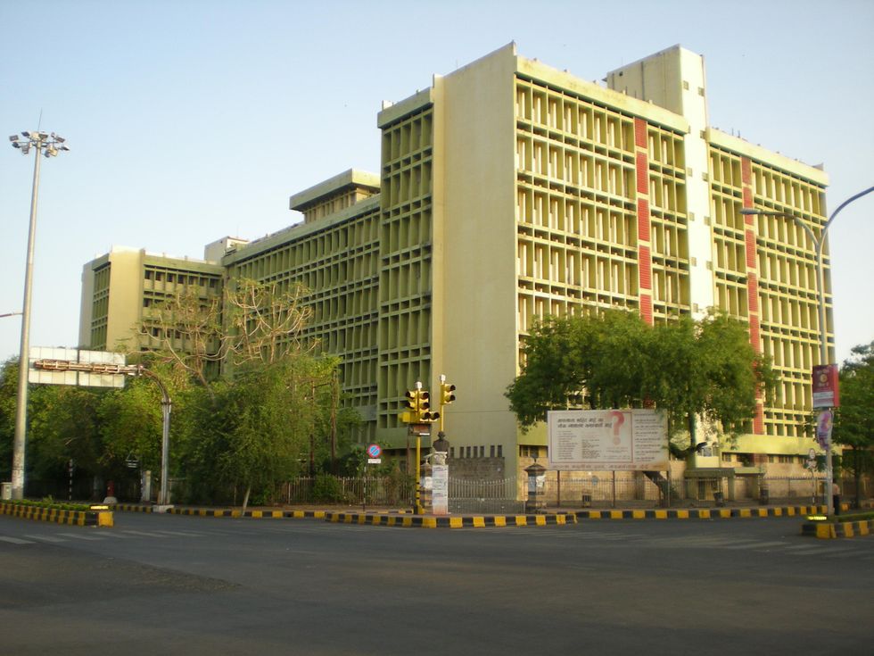 File:Reserve Bank of India, Nagpur.jpg - Wikimedia Commons