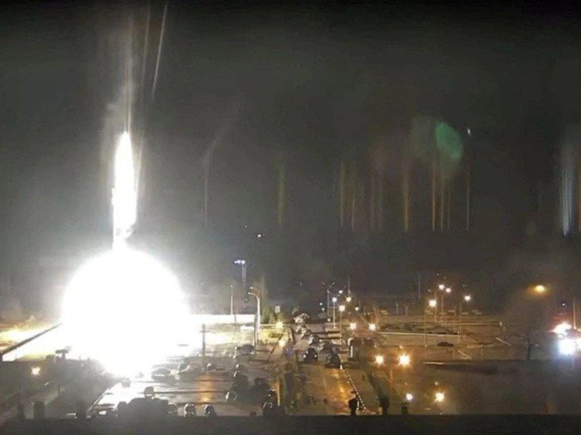 Fire breaks out at Ukraine's Zaporizhzhia nuclear power plant