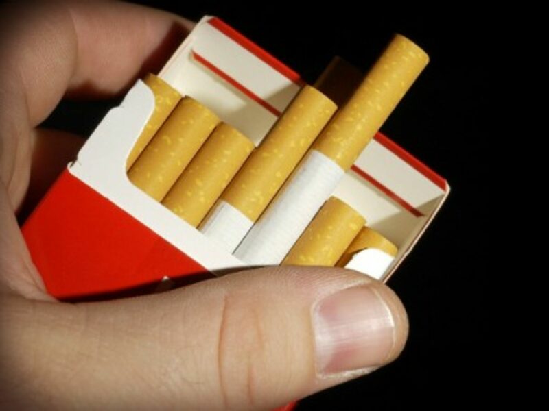 Flashy cigarettes packages will all become neutral in France.