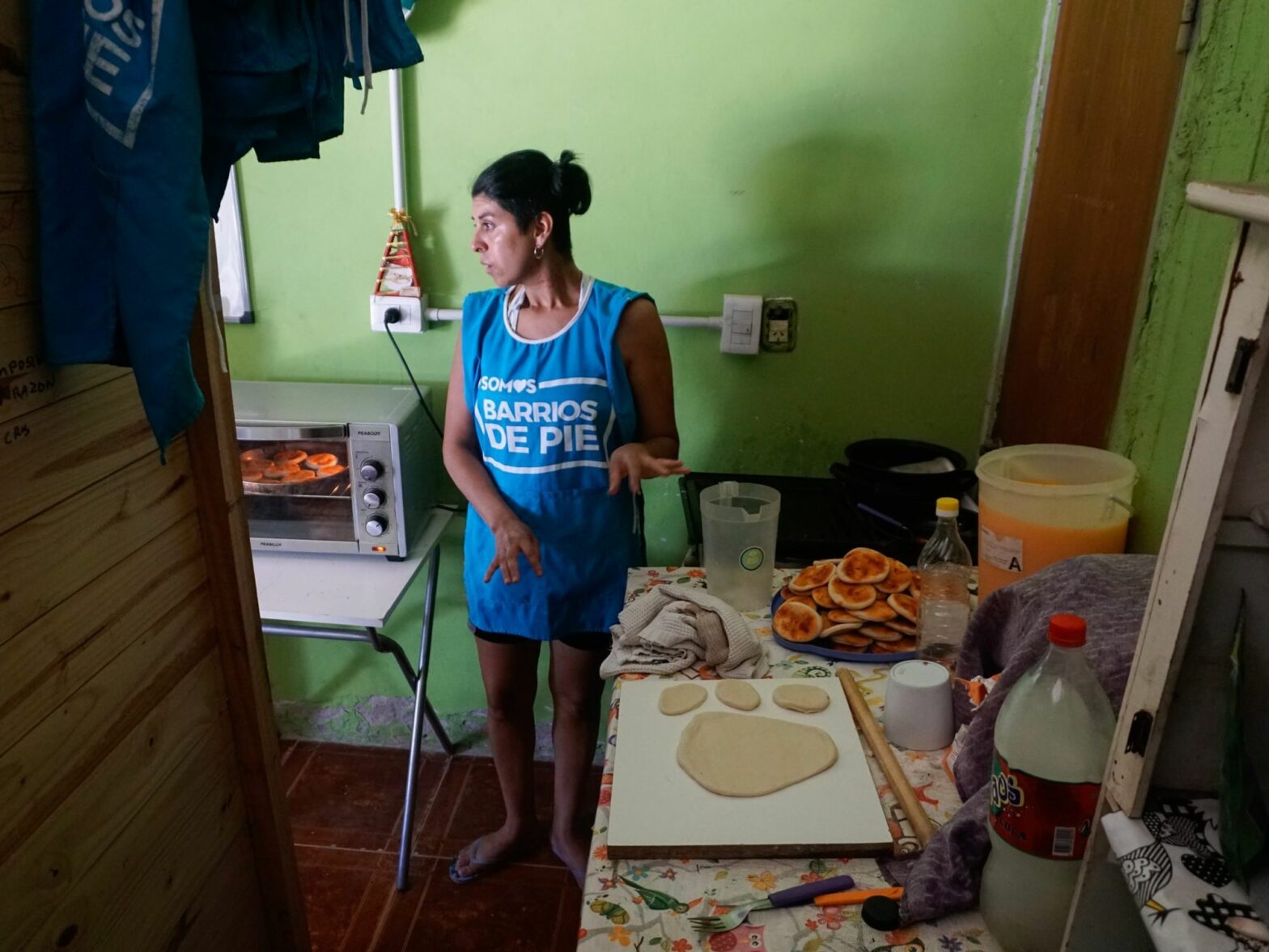 For many families who visit the supplemental soup kitchen at Punto Educativo Paulo Freire, the pizza they serve is their only meal of the day.