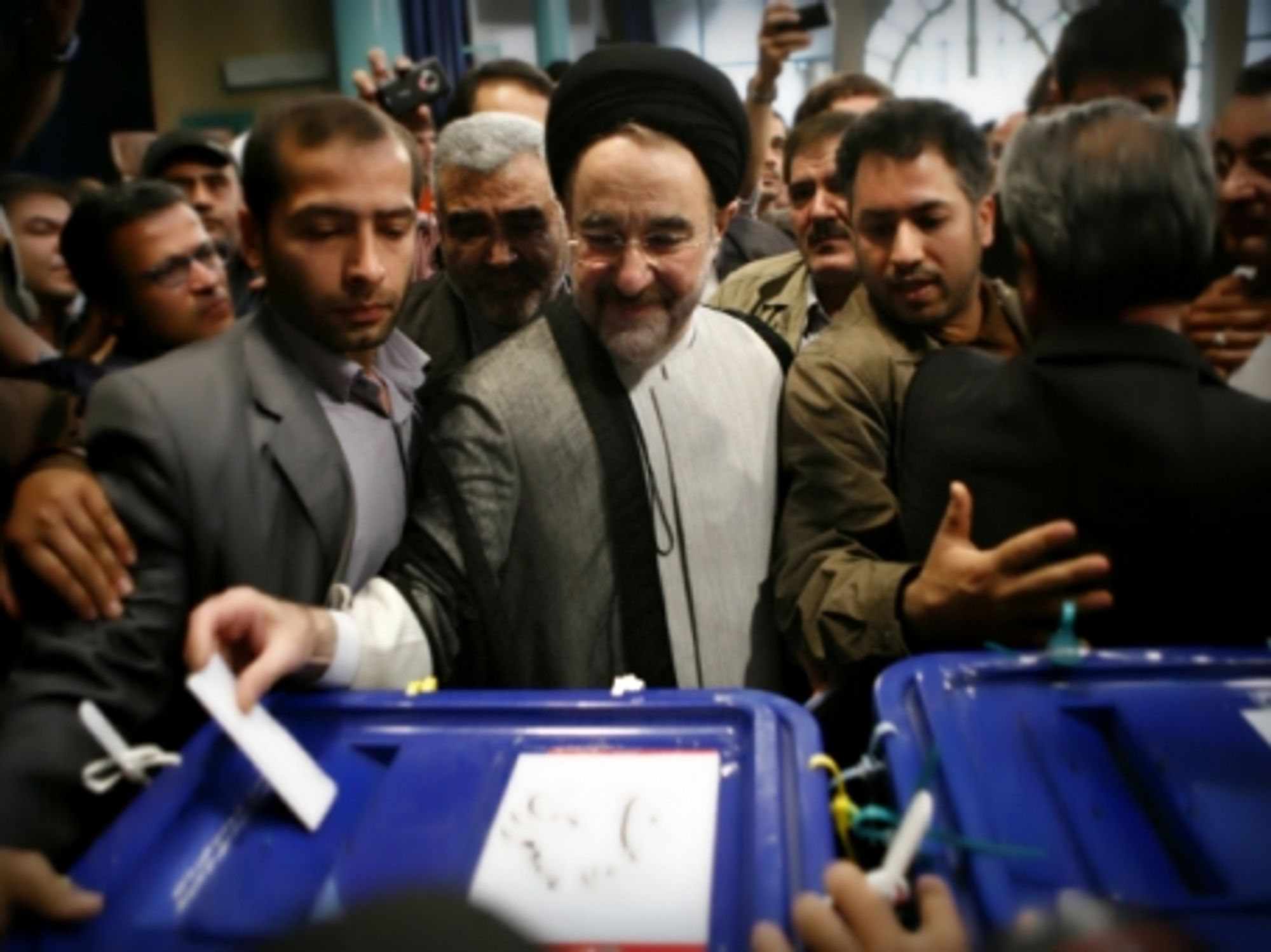 Former Iranian President Mohammad Khatami voting in Tehran in 2009