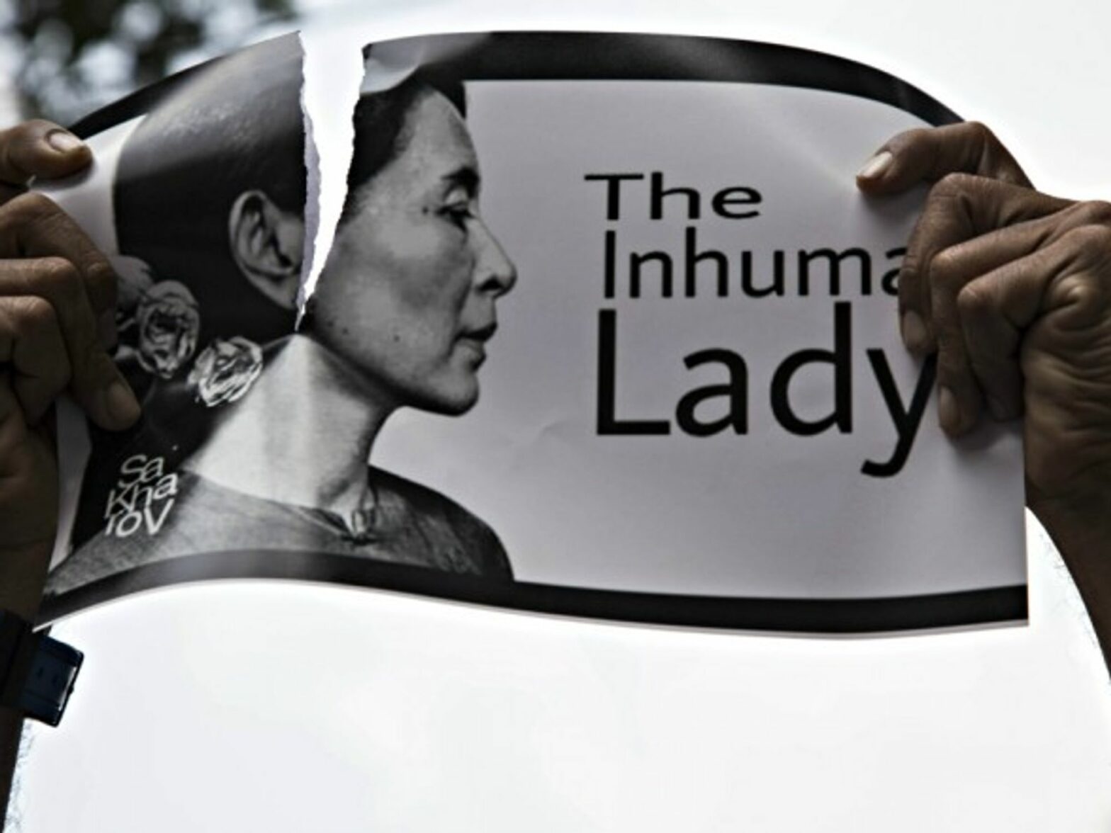 France's Libération: 'Aung San Suu Kyi: A Nobel And A Massacre'