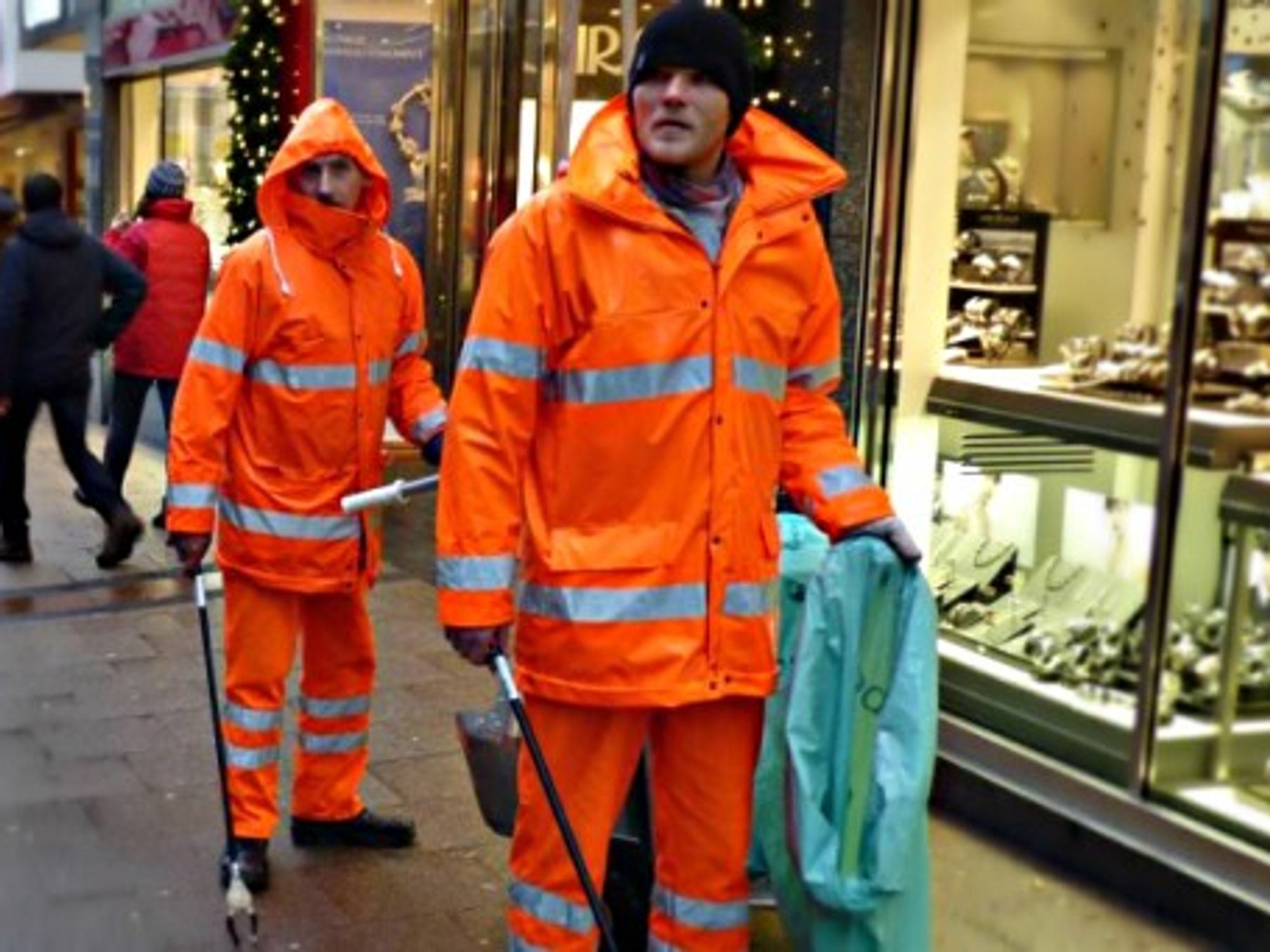 Frank (left) and Mike cleaning up the streets of Essen