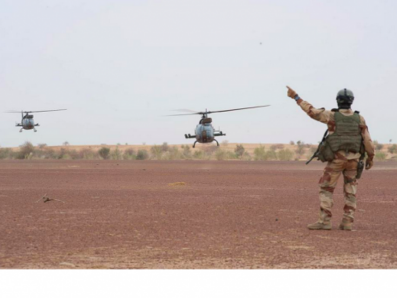 French helicopters in Mali