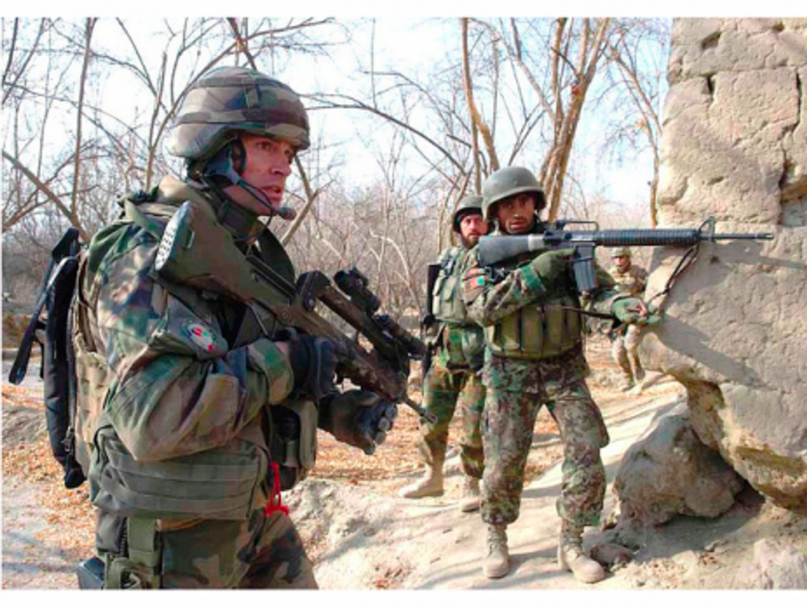 French (left) and Afghan soldiers together on a mission last year in Kapisa Province (Isaf)