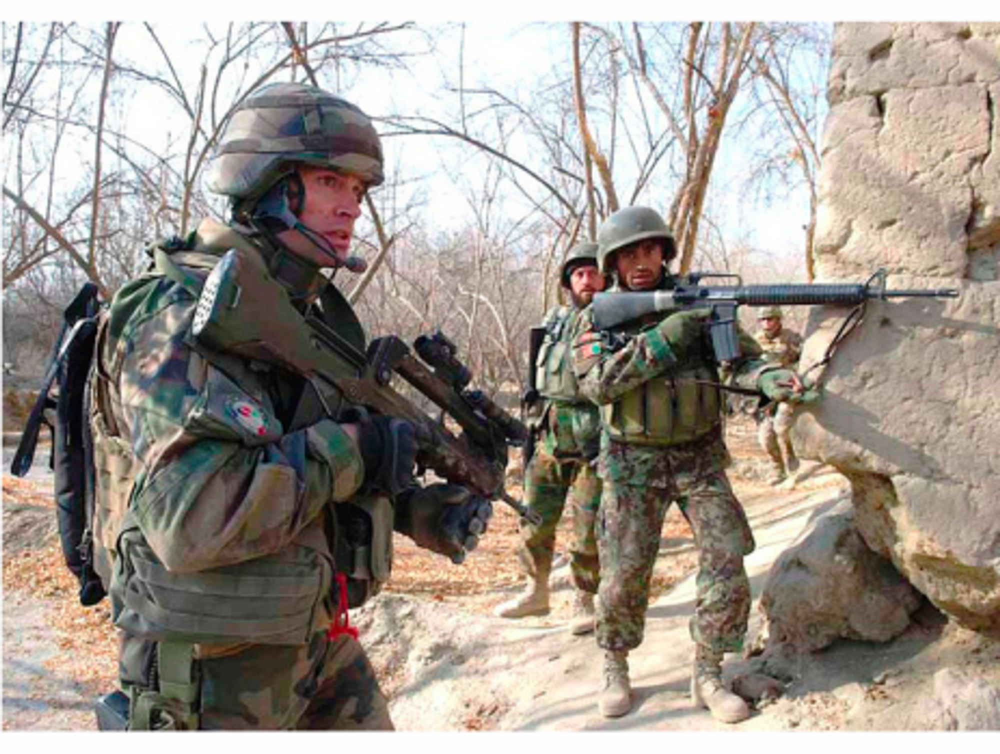 French (left) and Afghan soldiers together on a mission last year in Kapisa Province (Isaf)