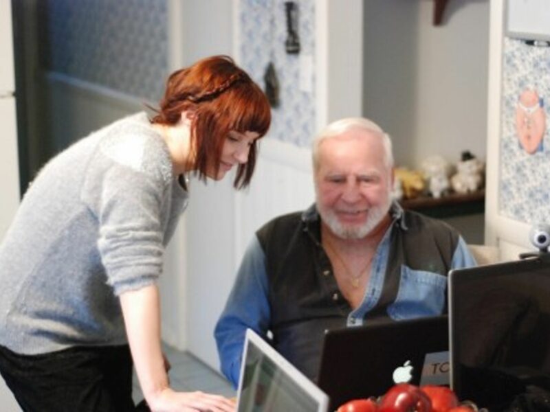 From Touch Pads To Electronic Pill Dispensers, Old Folks Turn To New Tech