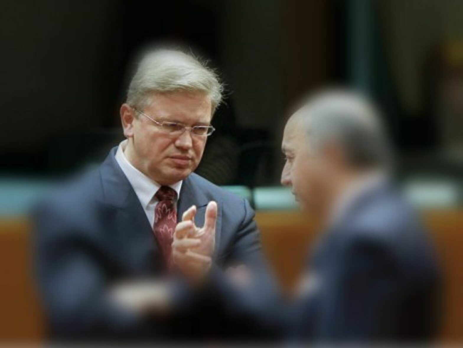Fule (left) speaking with French Foreign Minister Laurent Fabius