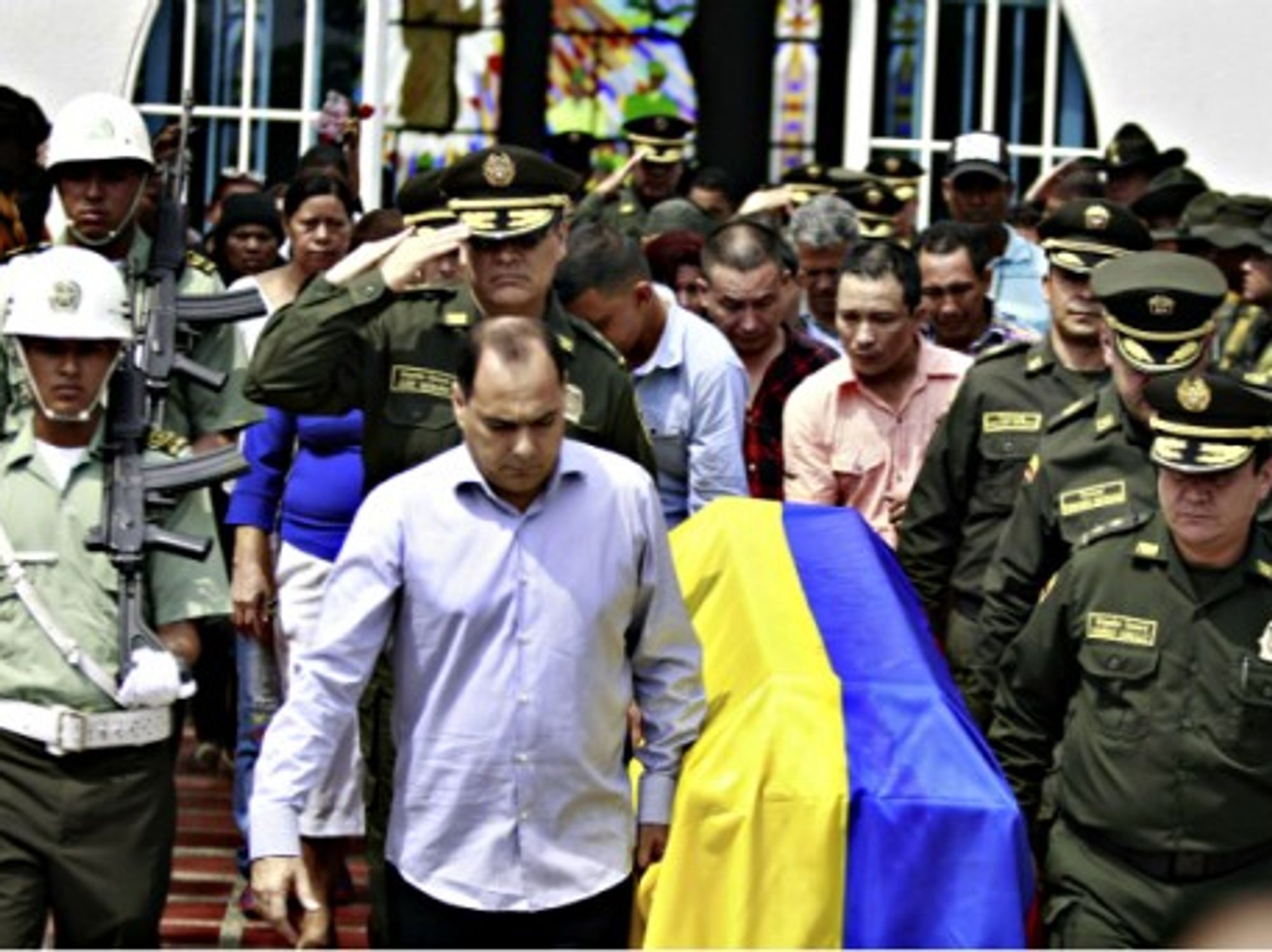Funeral in Barranquilla of a policeman killed by FARC members in September