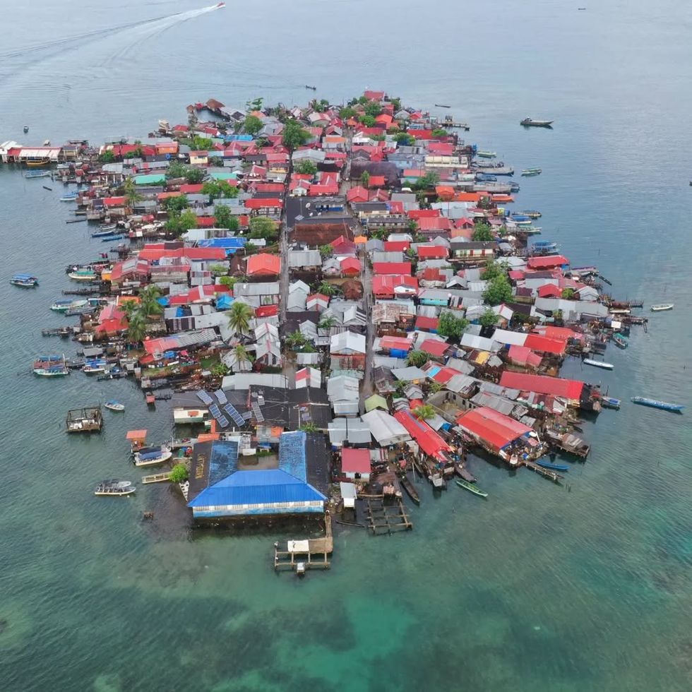Gardí Sugdub, 1200-foot-long and 450-foot-wide, is home to around 300 families.