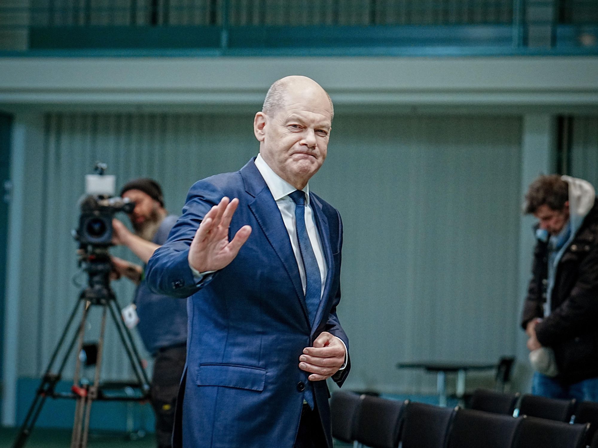 Why Olaf Scholz Is Still Not Convincing On Ukraine
