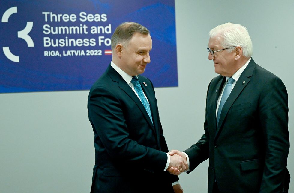 German President Frank-Walter Steinmeier (r) and Andrzej Duda, President of the Republic of Poland, meet at the Three Seas Initiative