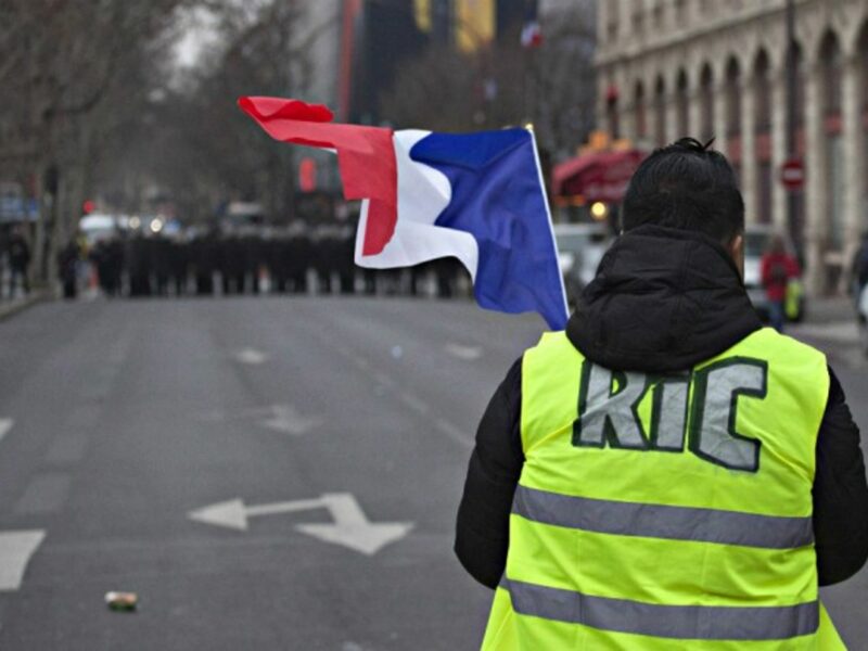 Gilets jaunes protests in Paris on Jan. 5