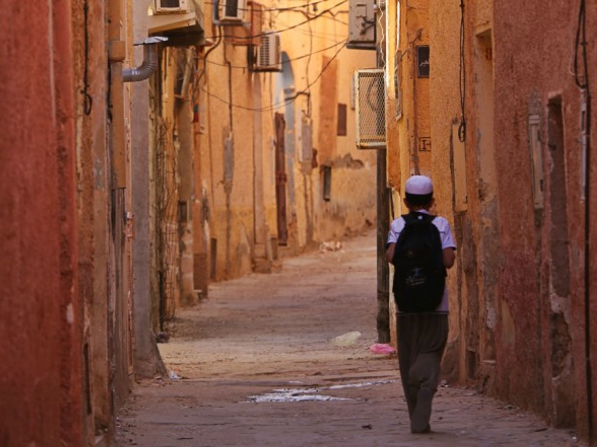 Going to school in Ghardaia, Algeria - Gigi Sorrentino