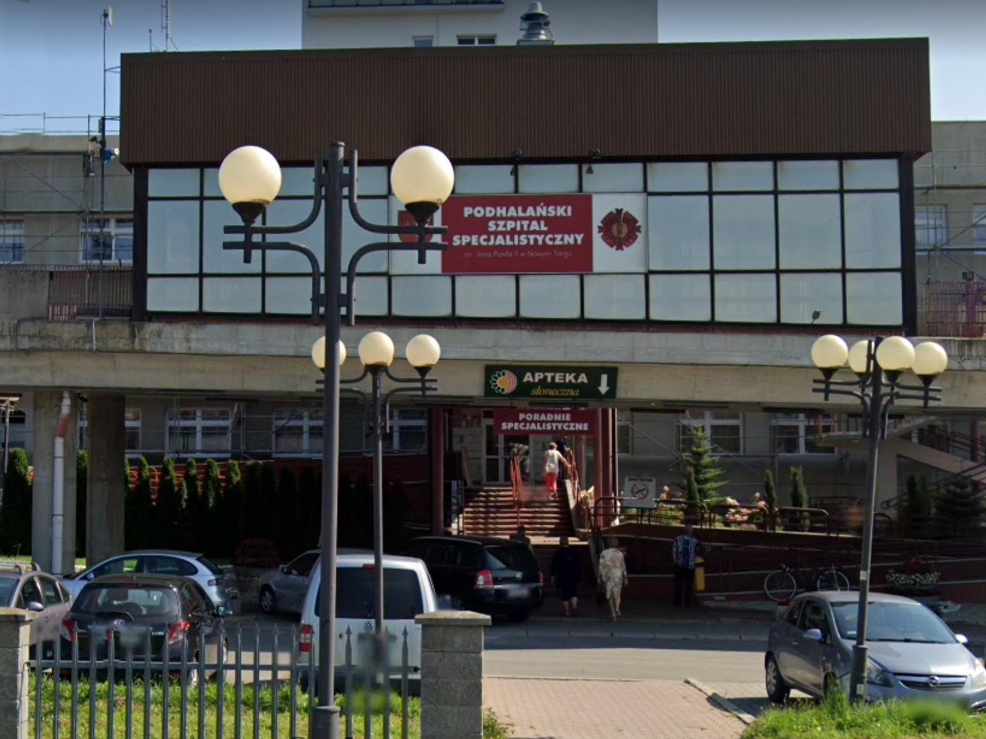 Google Street View screenshot of the John Paul II hospital in Nowy Targ, Poland